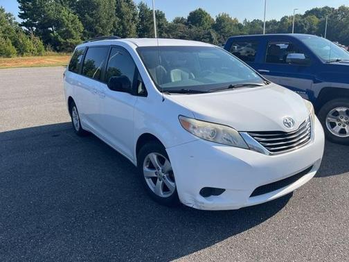 2012 Toyota Sienna LE