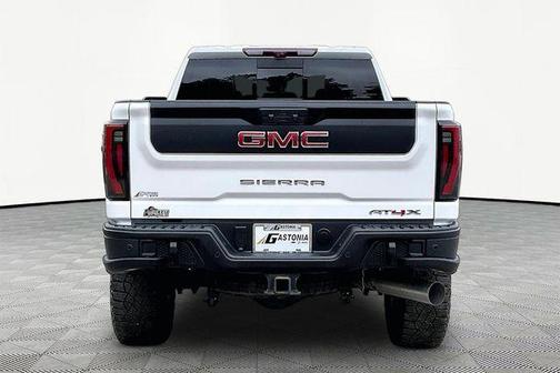 Summit White 2024 GMC Sierra 2500 AT4X