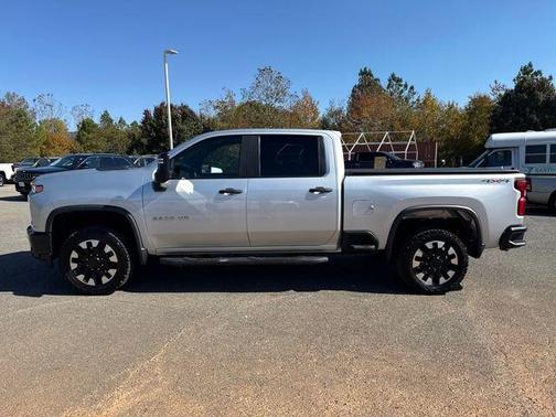 2020 Chevrolet Silverado 2500 Custom