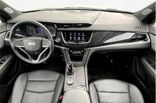 2024 Cadillac XT6 Premium Luxury FWD