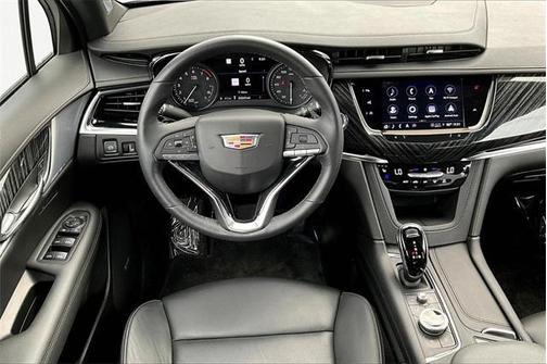 2024 Cadillac XT6 Premium Luxury FWD