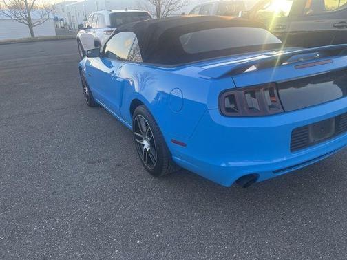 2014 Ford Mustang GT Premium
