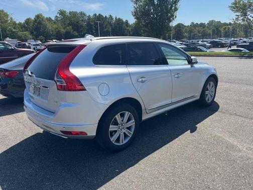 2017 Volvo XC60 T5 Inscription
