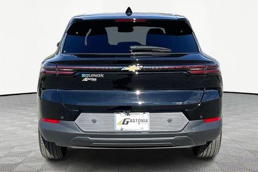 2026 Chevrolet Equinox EV LT 1