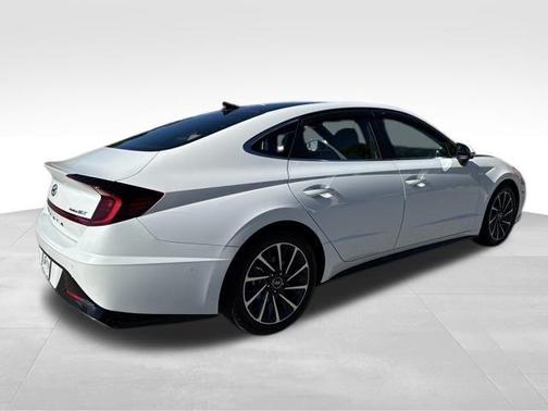 2021 Hyundai SONATA Limited