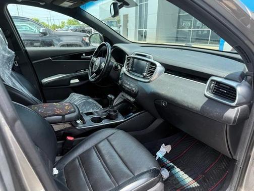 2016 Kia Sorento SX