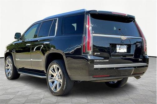 2017 Cadillac Escalade Luxury