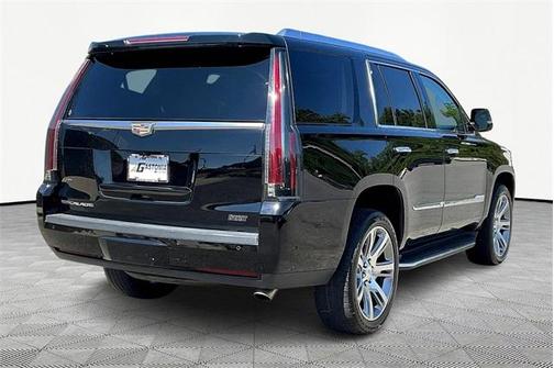 2017 Cadillac Escalade Luxury