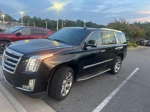 2017 Cadillac Escalade Luxury