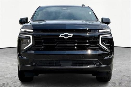 2025 Chevrolet Suburban RST