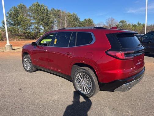2024 GMC Acadia Denali