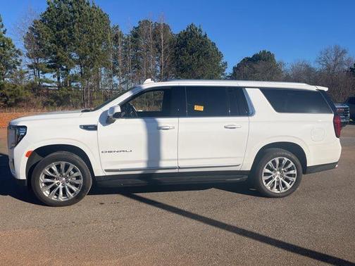 2024 GMC Yukon XL Denali