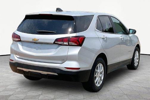 Silver Ice Metallic 2022 Chevrolet Equinox 1LT