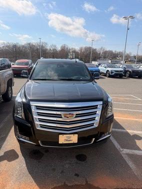 2019 Cadillac Escalade Platinum