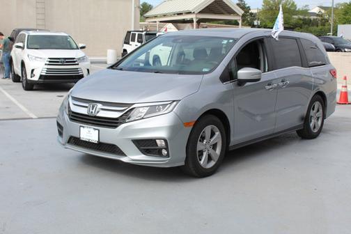 Photo 5 of 32 of 2020 Honda Odyssey EX-L