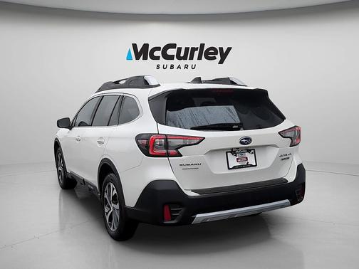 2022 Subaru Outback Touring