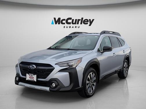 Ice Silver Metallic 2023 Subaru Outback Limited