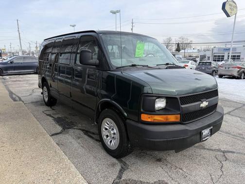 2010 Chevrolet Express 1500 LS