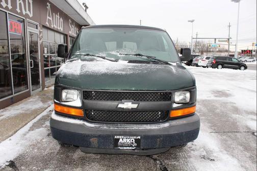 2010 Chevrolet Express 1500 LS