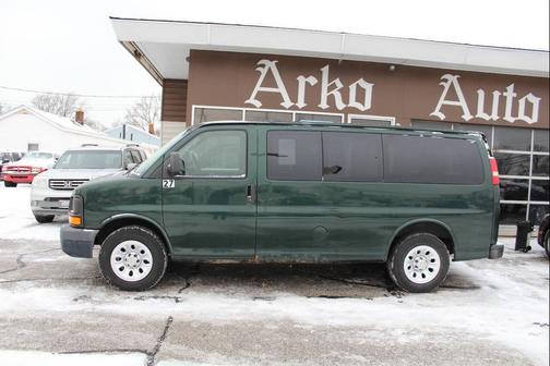2010 Chevrolet Express 1500 LS