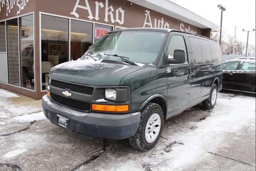 2010 Chevrolet Express 1500 LS