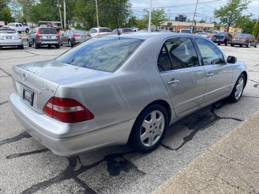 2004 Lexus LS 430 Base