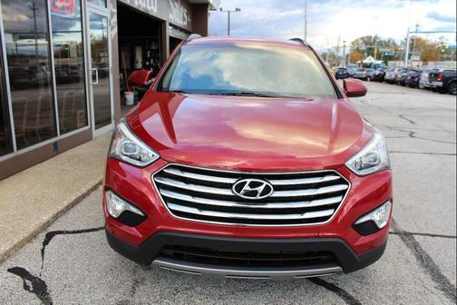 2016 Hyundai SANTA FE SE