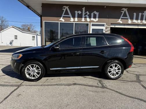 2016 Volvo XC60 T5 Drive-E