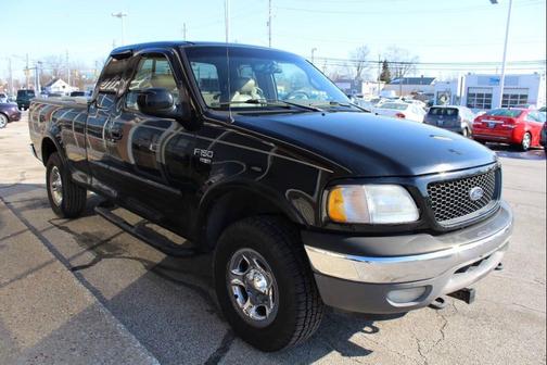 2002 Ford F-150 Lariat SuperCab