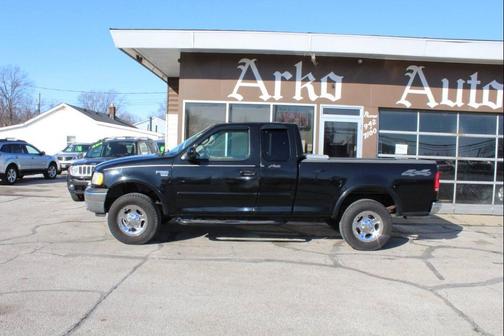2002 Ford F-150 Lariat SuperCab