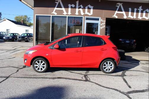 2011 Mazda Mazda2 Touring