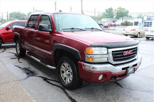 2005 GMC Sierra 1500 SLT Crew Cab