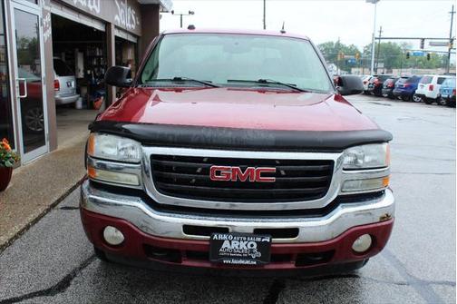 2005 GMC Sierra 1500 SLT Crew Cab