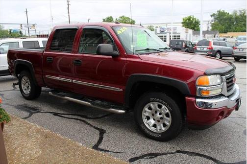 2005 GMC Sierra 1500 SLT Crew Cab