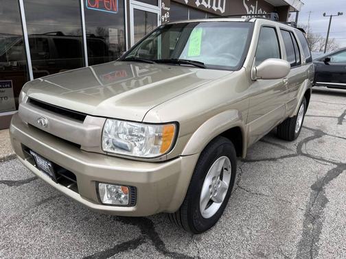 2002 INFINITI QX4 Base 4WD 4dr SUV