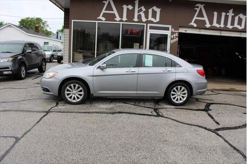 2013 Chrysler 200 Limited