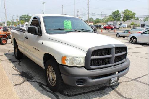 2005 Dodge Ram 1500 ST 2dr Regular Cab RWD LB
