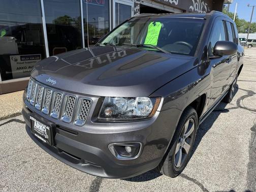 Granite Crystal Metallic Clearcoat 2016 Jeep Compass High Altitude