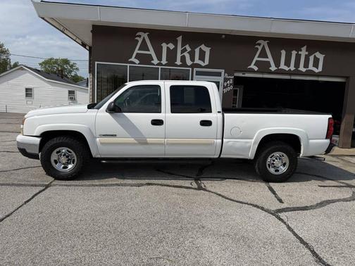 White 2007 Chevrolet Silverado 1500 LT1 Crew Cab