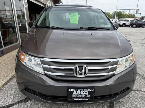 Gray 2011 Honda Odyssey EX