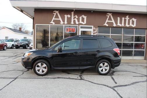 2016 Subaru Forester 2.5i