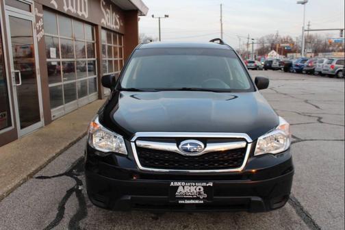 2016 Subaru Forester 2.5i