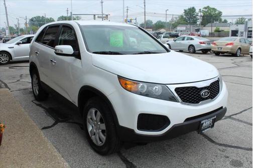 2011 Kia Sorento LX