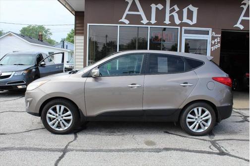 2010 Hyundai TUCSON Limited