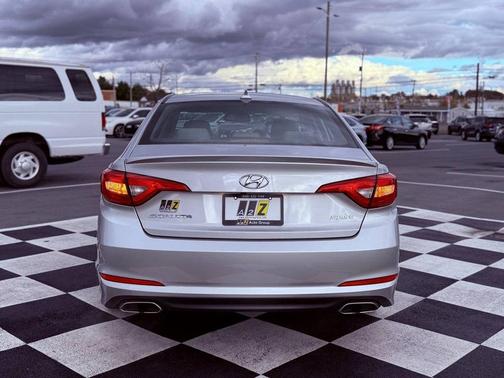 2016 Hyundai SONATA Sport