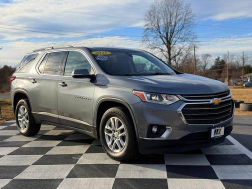 2021 Chevrolet Traverse LT Leather