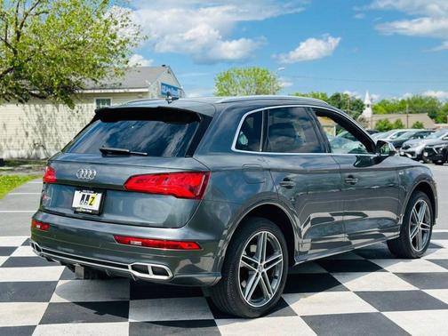 2018 Audi SQ5 3.0T Premium Plus