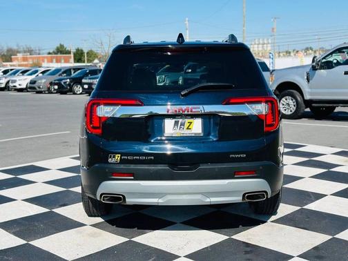 2021 GMC Acadia SLT