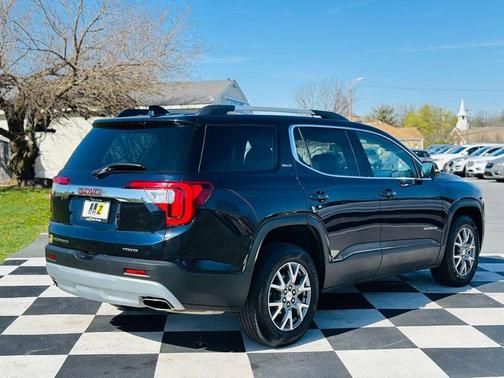 2021 GMC Acadia SLT