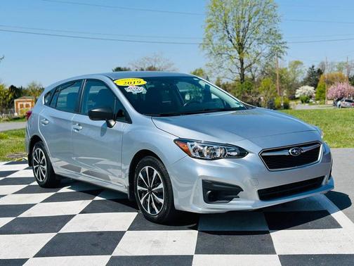 2019 Subaru Impreza 2.0i